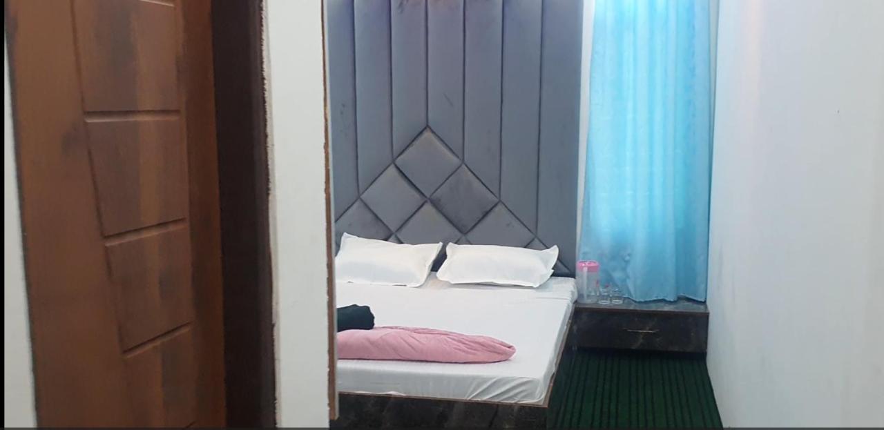 Hotel Resonance Exotic Srinagar  Luaran gambar
