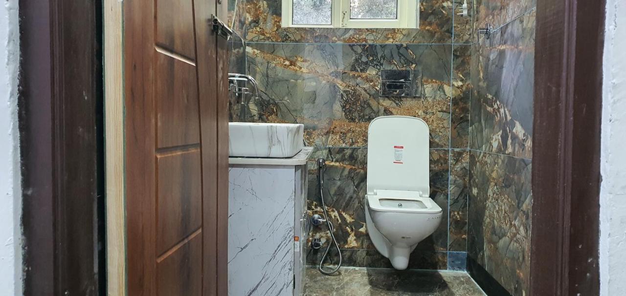 Hotel Resonance Exotic Srinagar  Luaran gambar