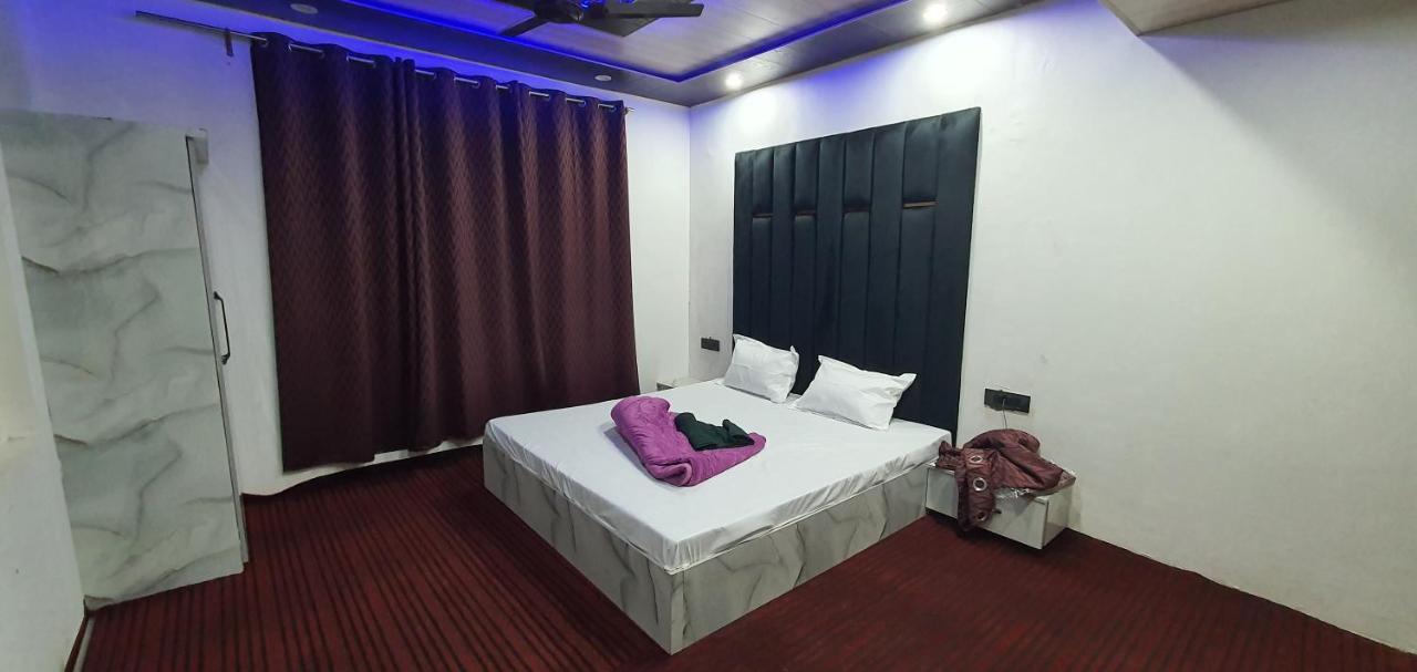 Hotel Resonance Exotic Srinagar  Luaran gambar