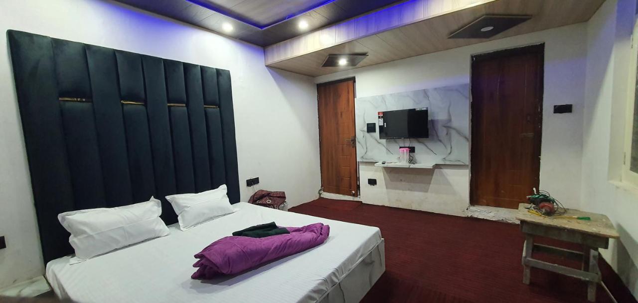 Hotel Resonance Exotic Srinagar  Luaran gambar