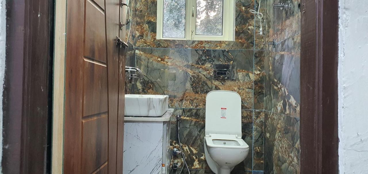 Hotel Resonance Exotic Srinagar  Luaran gambar