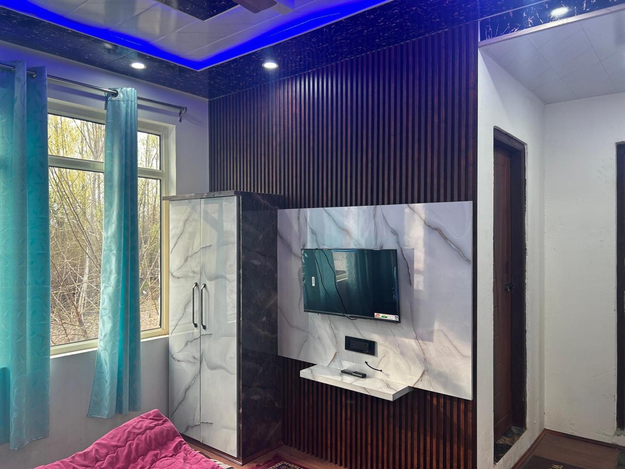 Hotel Resonance Exotic Srinagar  Luaran gambar