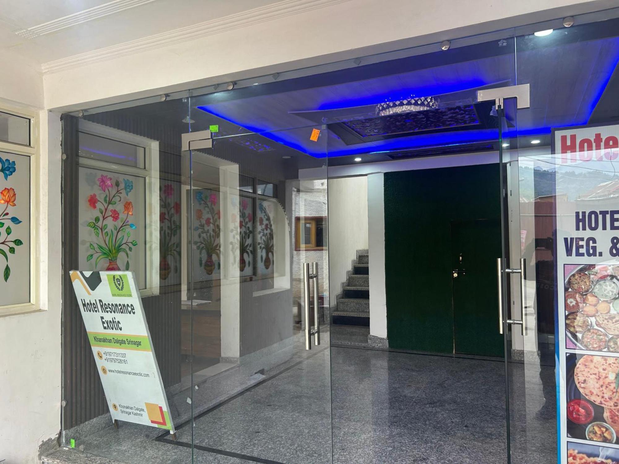 Hotel Resonance Exotic Srinagar  Luaran gambar